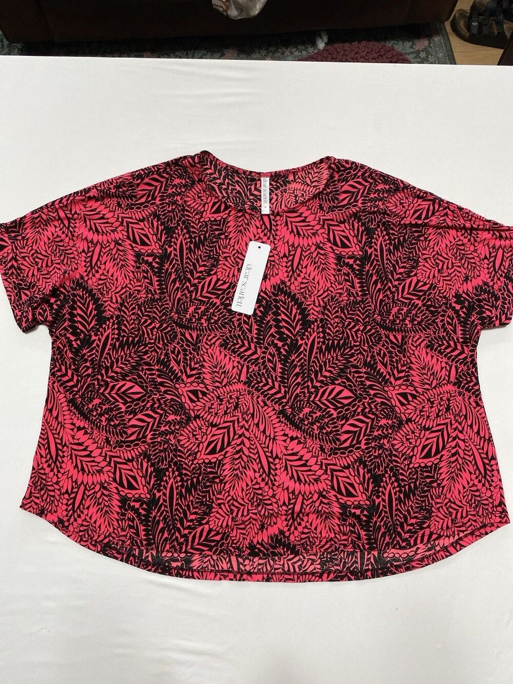 Dear Scarlett Medium Pink Palm Leaf Printed Boyfriend Top NWT